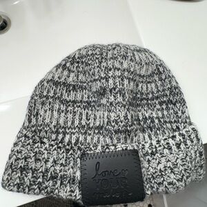 Love Your Melon Black & White Speckle Cuffed Beanie GENTLY WORN